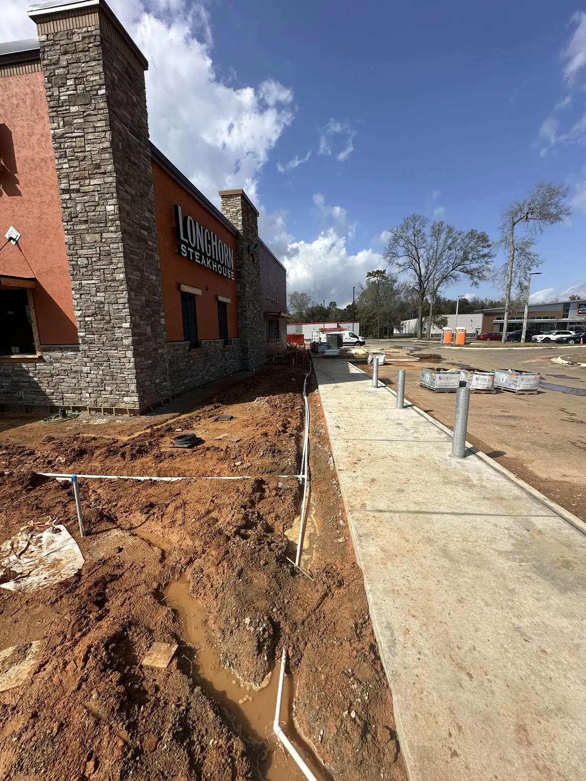 Sprinkler head watering a lawn in Northwest Florida