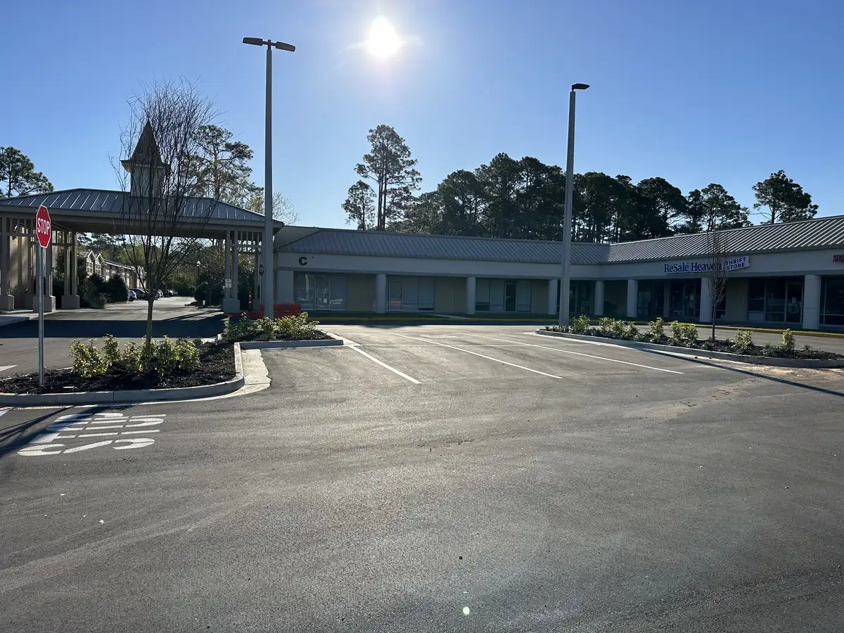 Custom landscape design for Gulf Coast home