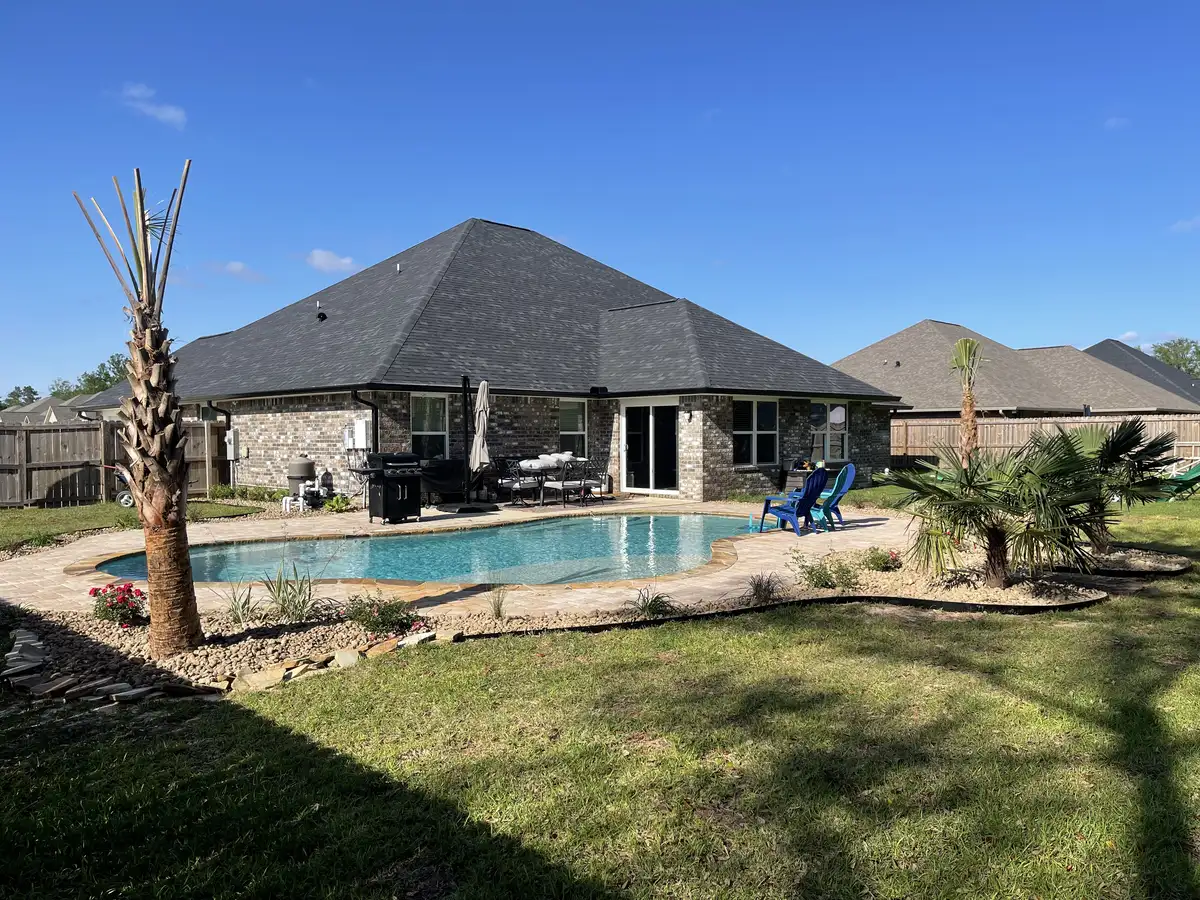 Custom outdoor entertainment area