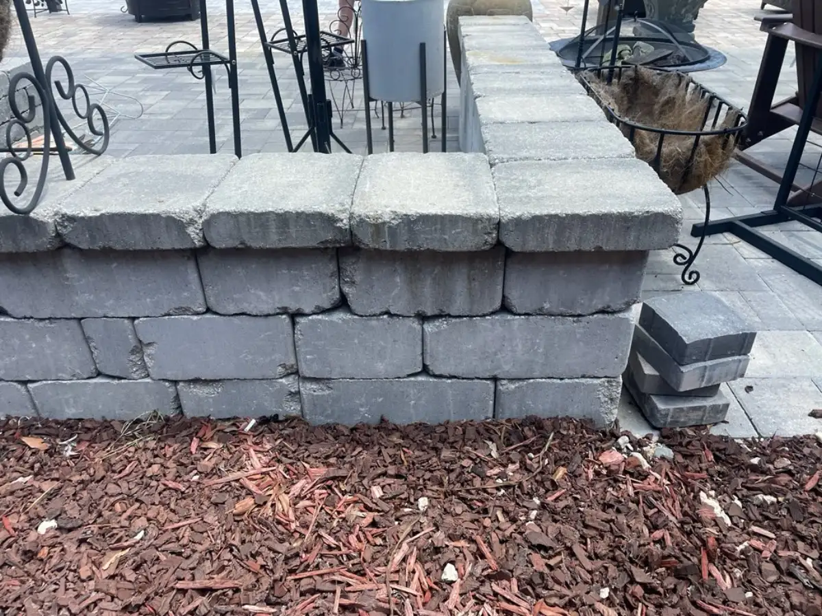 Retaining wall with landscape integration